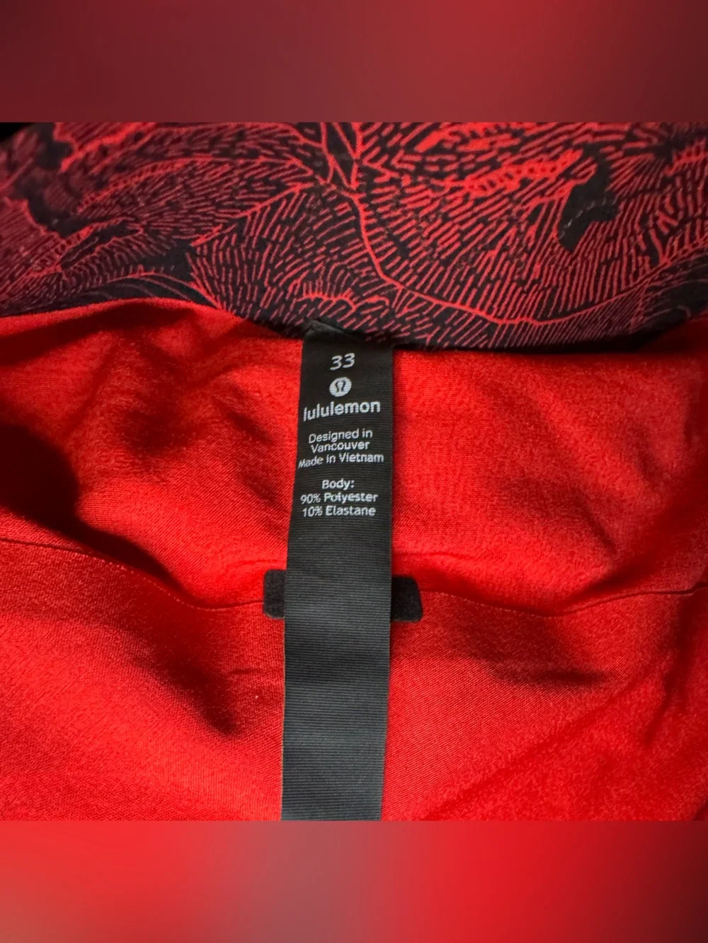 Lululemon Current State Board Swim Short 10” in Spicy Red/Black Size 33